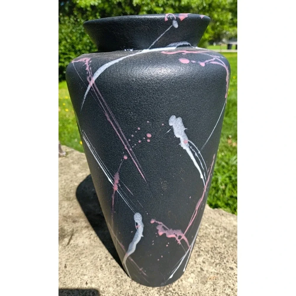 Vintage 80s Harris Pottery Vase Classic Black Pink/White Splatter Retro Abstract